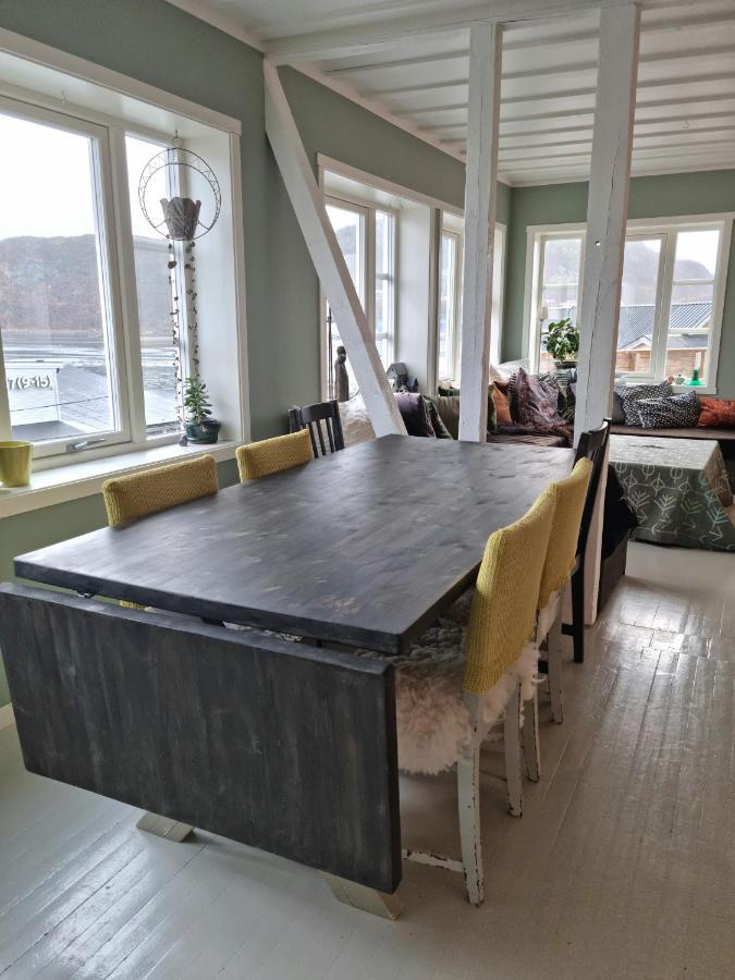 Koselig Leilighet Midt I Sentrum Apartment Skjervoy Luaran gambar